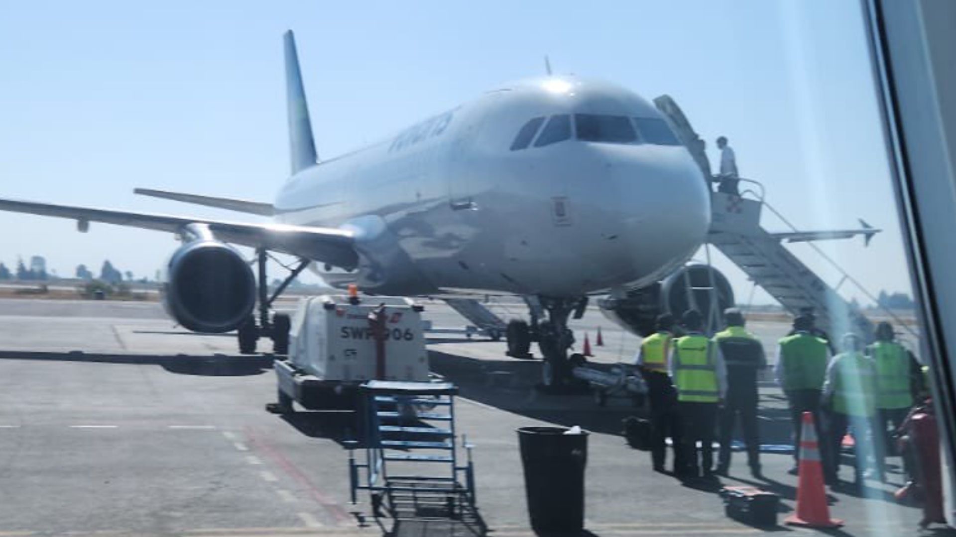 Detienen a tres hombres que pretendían viajar con drogas en el aeropuerto de Puebla.