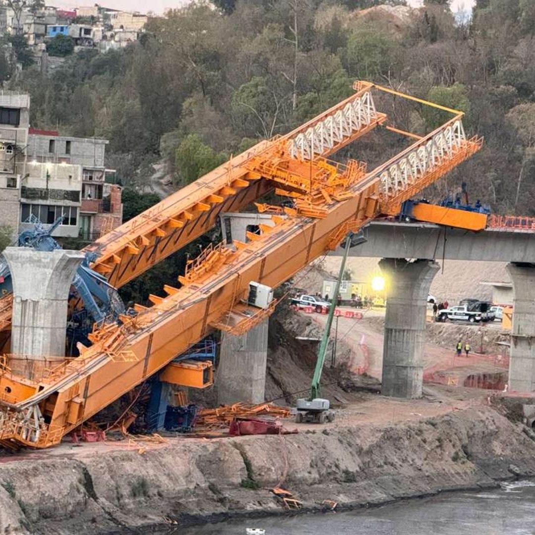 Cae lanzadora de dovelas en obra del Tren Interurbano