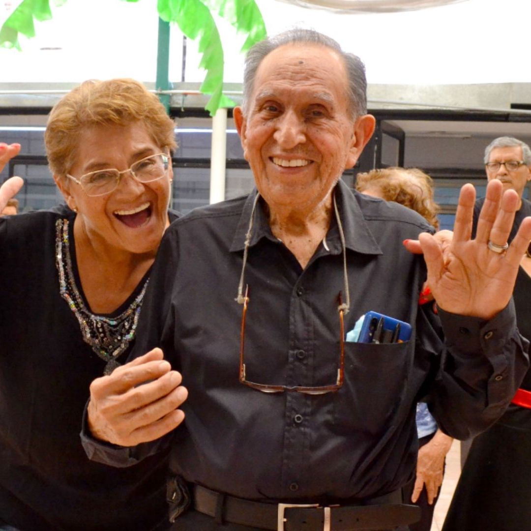 Ariadna Montiel Reyes invitó a las personas con más de 60 años a tramitar su tarjeta del INAPAM, ya que con ésta tendrían acceso directo a la Pensión Bienestar