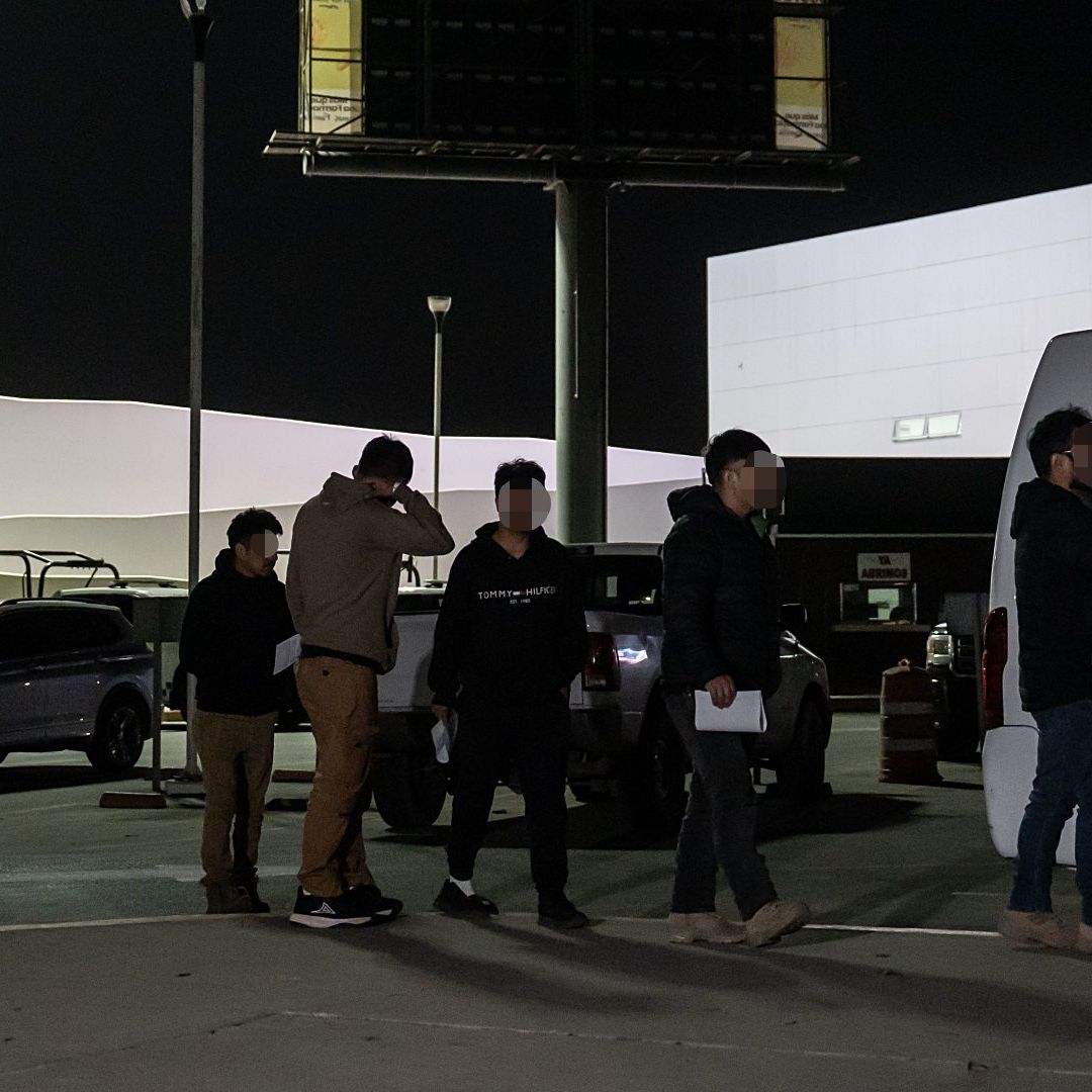 Migrantes deportados a México como resultado de redadas