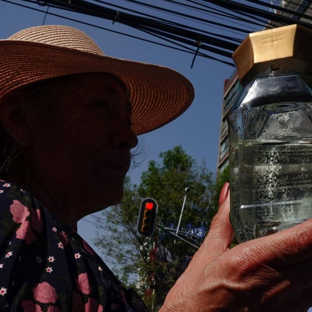 Protesta por agua contaminada en la alcaldía Benito Juárez