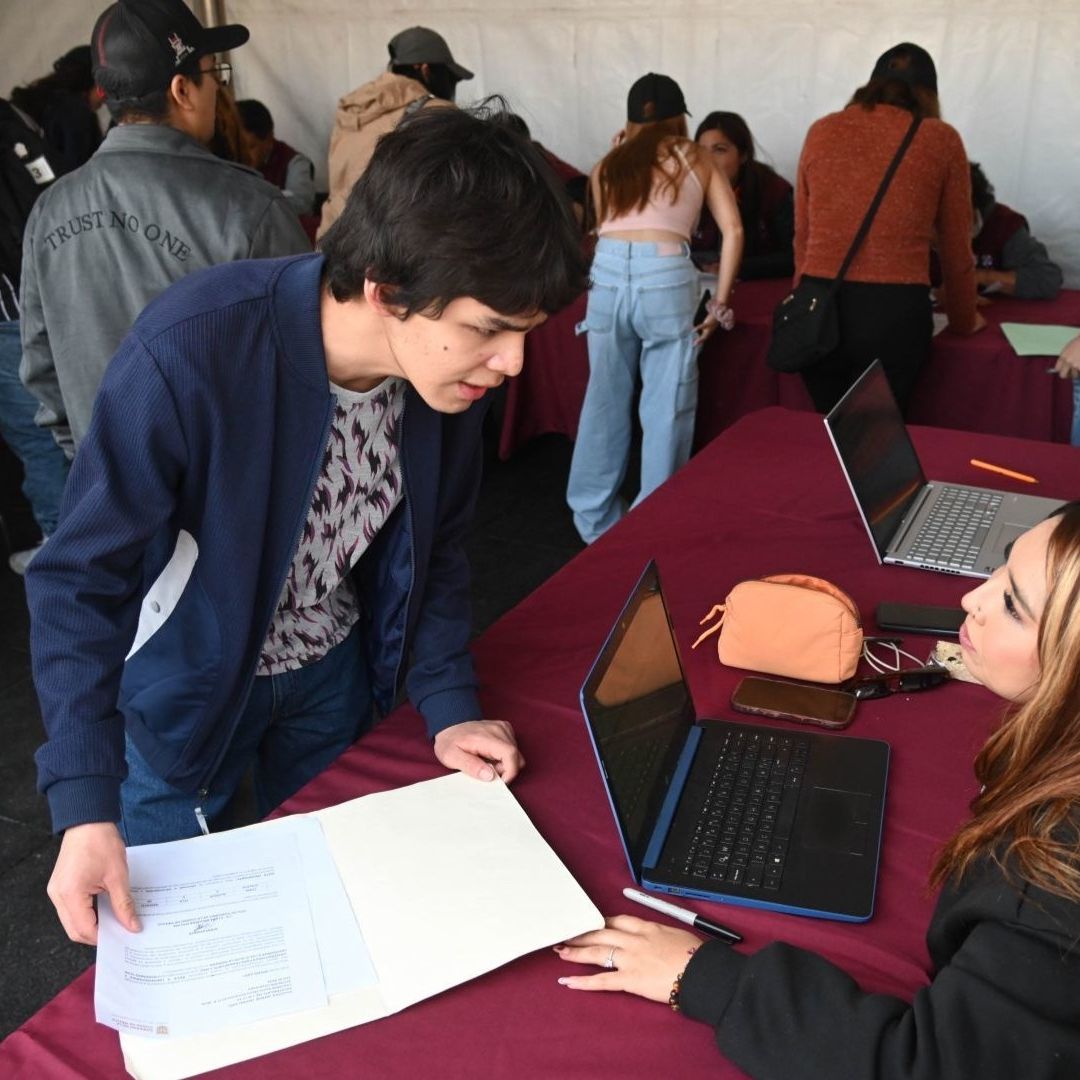 Estas personas serán las últimas en recibir el pago de la Beca Rita Cetina en Abril 2025