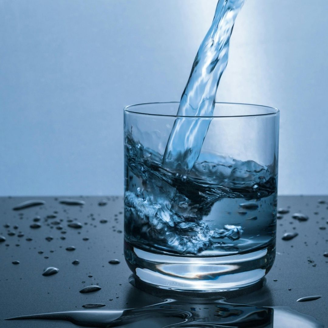 ¿Qué es y Cómo Funciona un Generador de Agua Atmosférica? La Alternativa Contra la Sequía