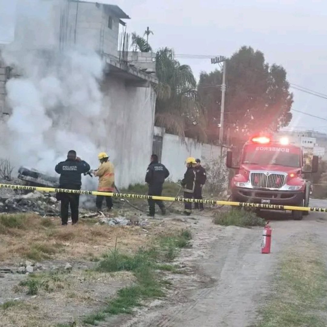 Hallan Cuerpo Calcinado en Auto Incendiado y Feto Abandonado en San Pablo del Monte, Tlaxcala