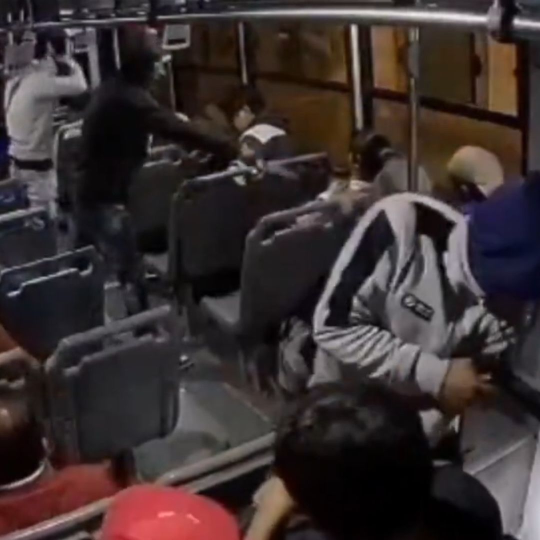 Video: Asalto a Pasajeros de Ruta MZ en Colonia Mártires del Trabajo en Puebla