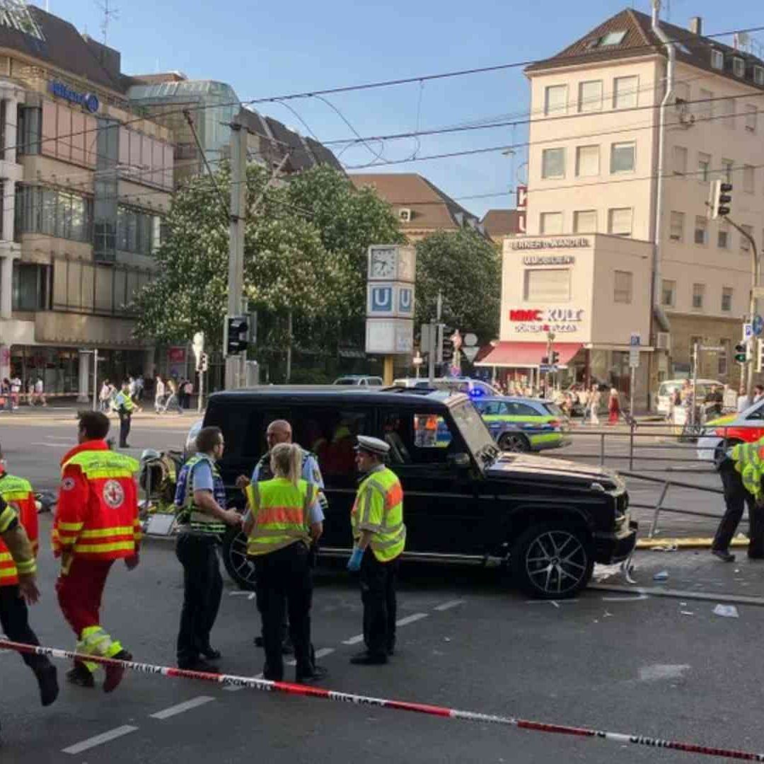 Atropellamiento Masivo en Alemania Deja Varios Heridos de Gravedad