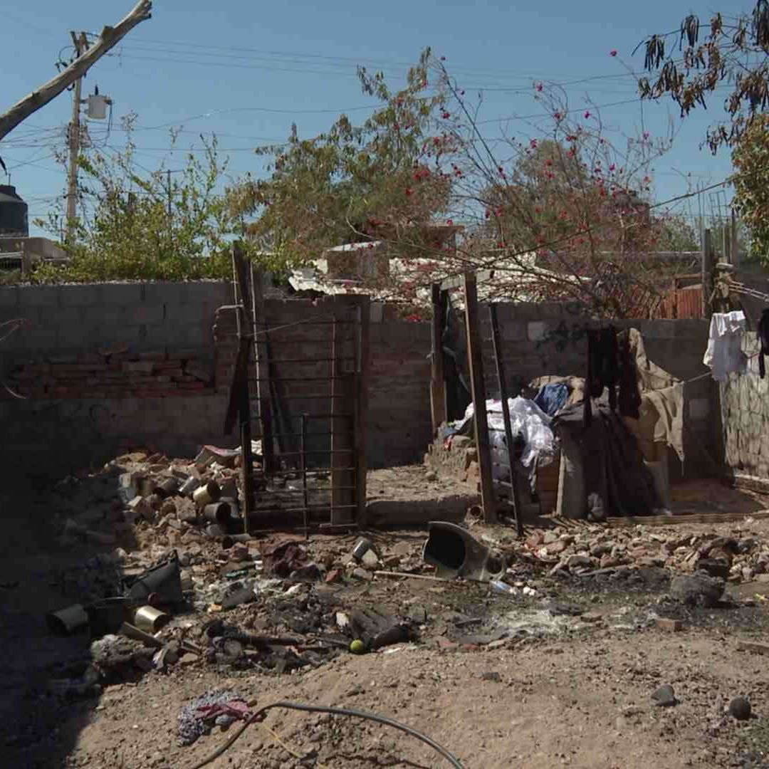 Vecina de Colonia Insurgentes Pide Apoyo Tras Incendio de su Casa en Hermosillo