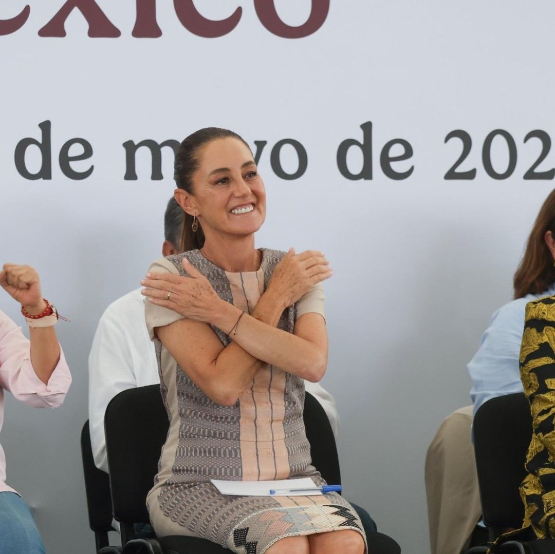 La mandataria dedica varias páginas a recordar la historia de Morena.