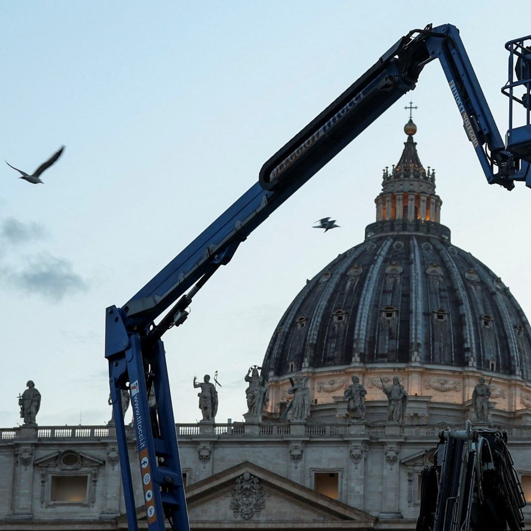 Cardenales Estarán Aislados sin Celulares en Cónclave; Esta Sería la Pena de Revelarse Detalles