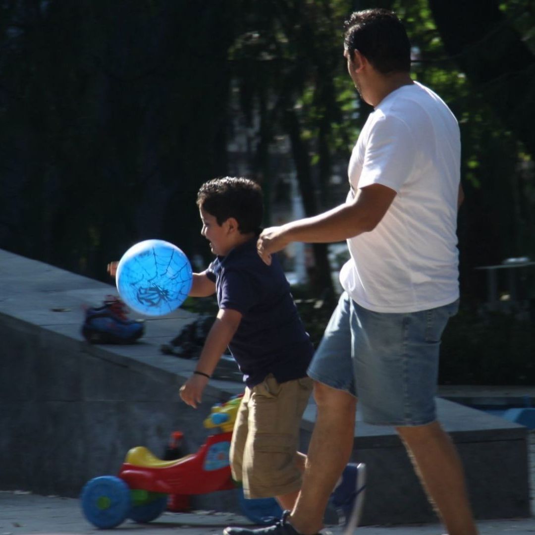 Frases y felicitaciones de Feliz Día del Niño para adultos