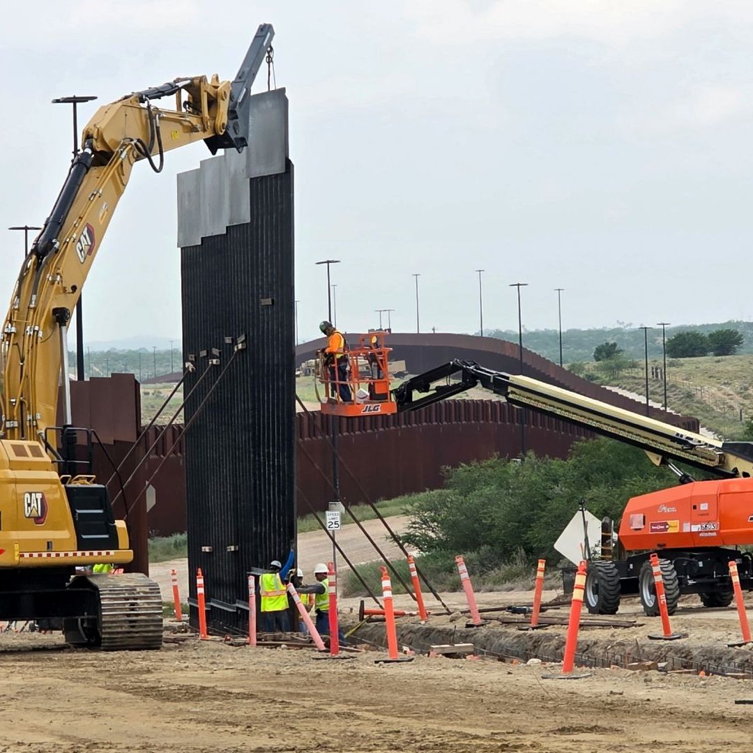 Colocan muro fronterizo en sur Texas
