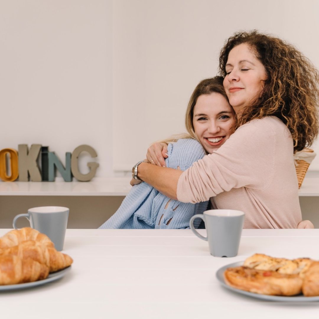 Festeja el 10 de mayo con estas ideas de desayuno para mamá