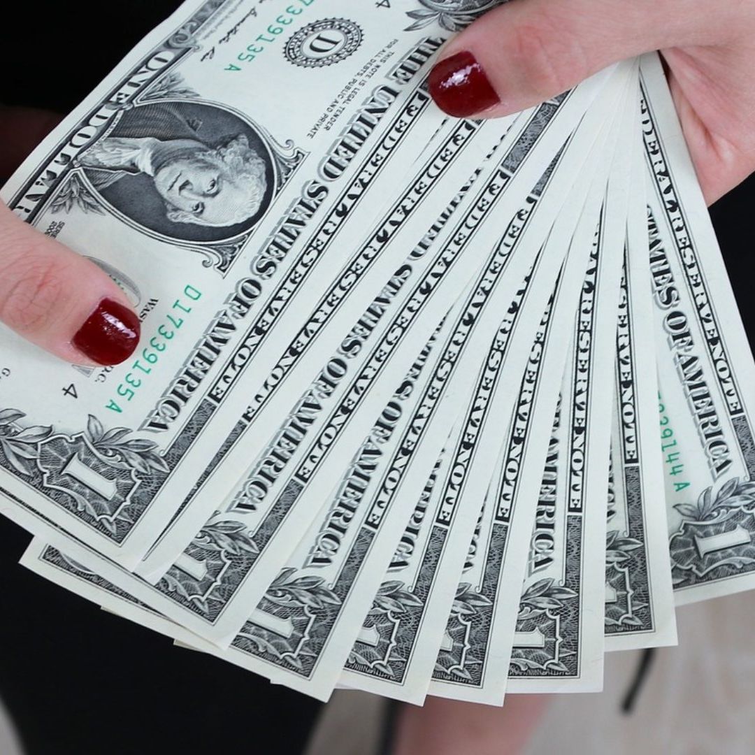 Precio del Dólar Hoy VIERNES 9 de Mayo de 2025: ¿Cómo Está el Tipo de Cambio con el Peso?