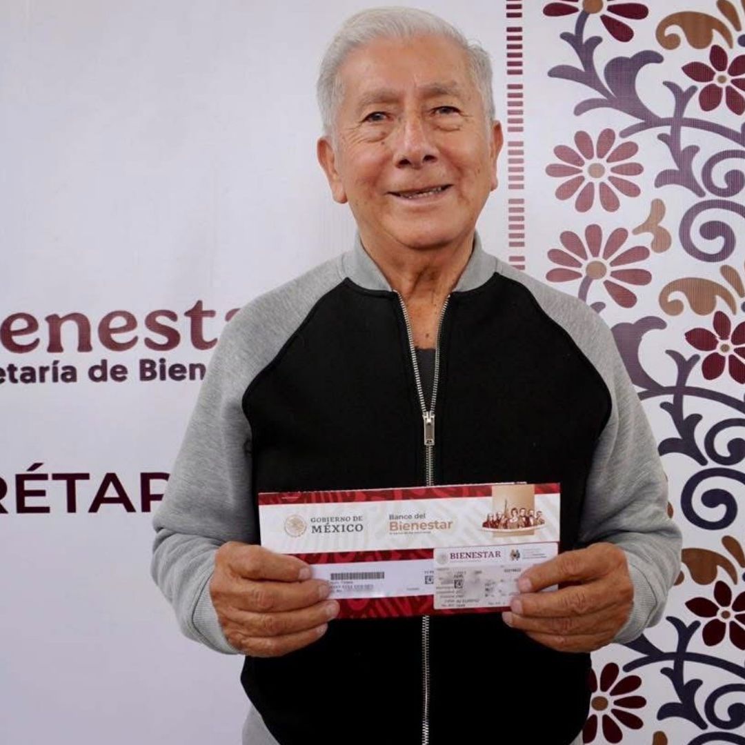 A qué letras pagan la Pensión Bienestar los lunes 12 y 19 de mayo 2025 estos apellidos cobran
