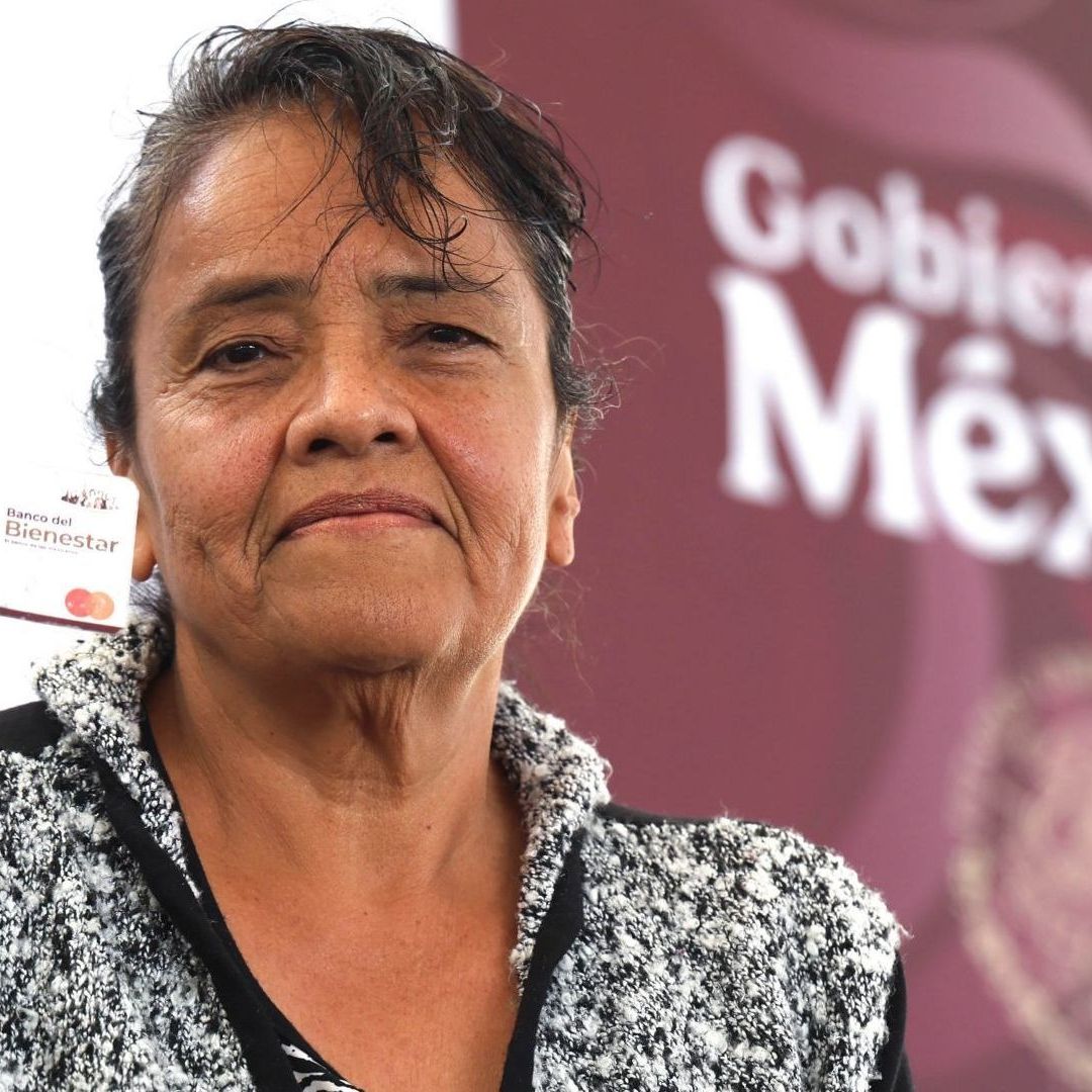 Los pagos de la Pensión Bienestar se realizan en orden alfabético y aquí te decimos a qué letras y apellidos les pagarán el 13 y 20 de mayo 2025