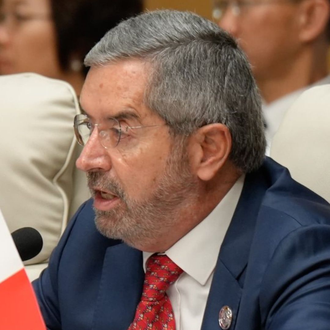 Juan Ramón de la Fuente Destaca en Pekín la Histórica ‘Relación Comercial’ con China