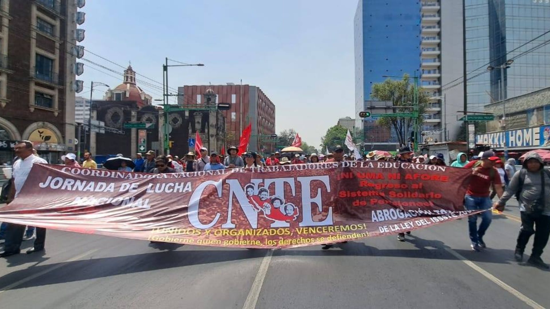 Mega Marcha de Maestros En Vivo Hoy en CDMX: Sigue el Bloqueo de la ...