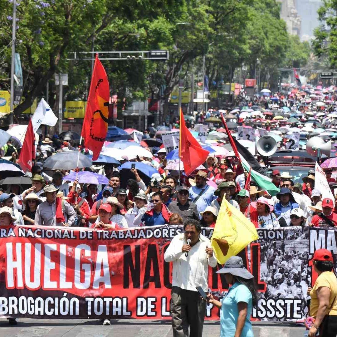 Marcha de la CNTE en la CDMX