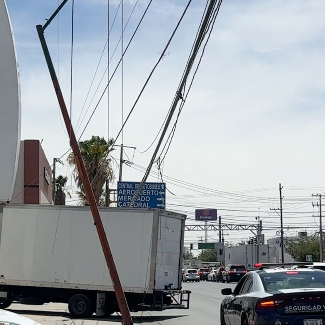 Camión de Paquetería Provoca Apagón Masivo en Ciudad Juárez