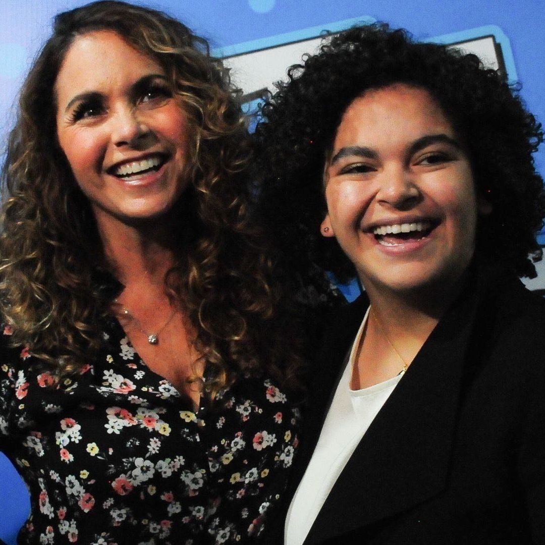 Lucero responde a disculpas por burlas hacia su hija