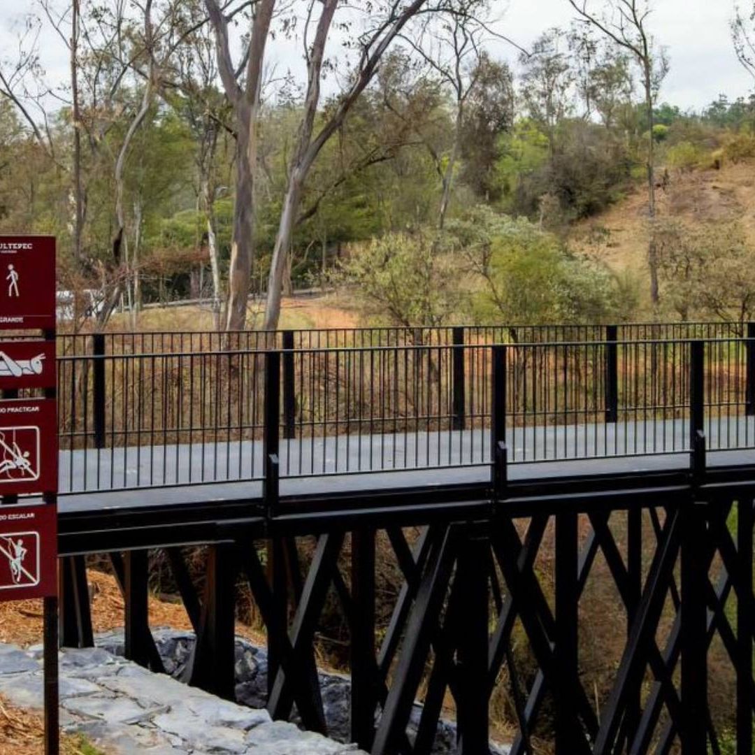 Hombre Abusa Sexualmente de Mujer en el Bosque de Chapultepec