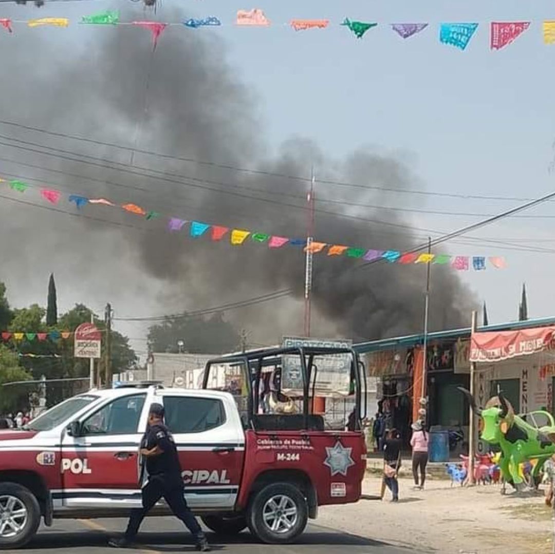 Dos Muertos y Dos Heridos con Quemaduras por Explosión de Polvorín en Santo Tomás Hueyotlipan