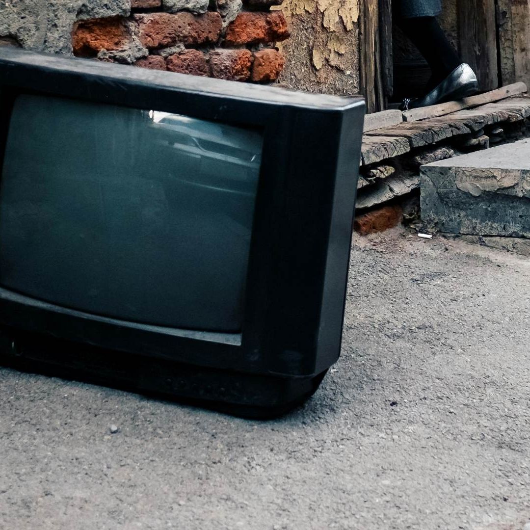 Apagones de luz descompusieron aparatos y CFE paga por los daños