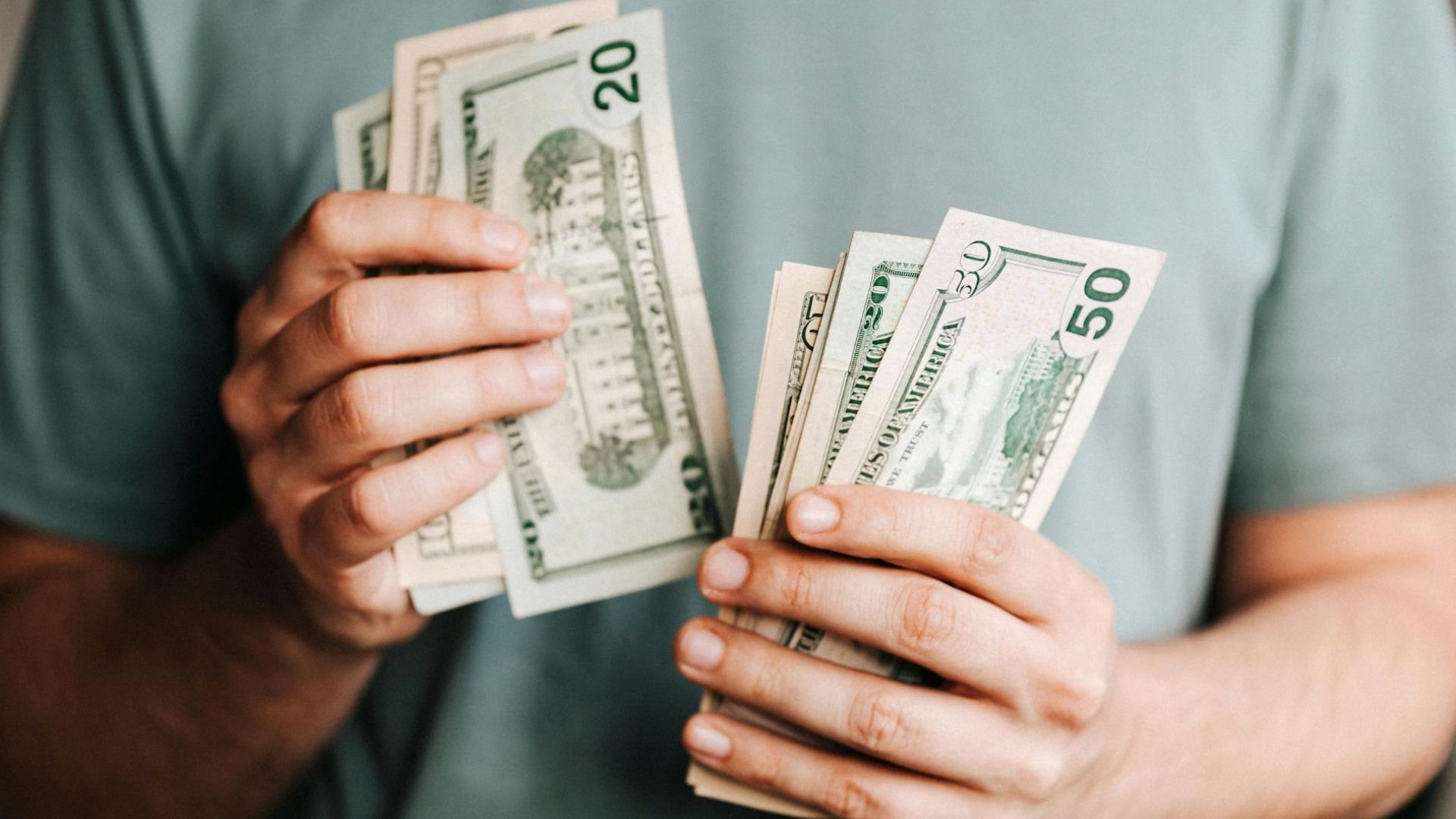 Precio del Dólar Hoy 10 de Mayo de 2024 en México: ¿Cómo Está el Peso en el Tipo de Cambio?