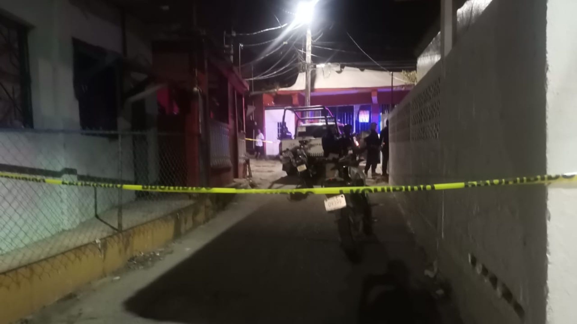 Joven es Asesinado a Balazos Dentro de su Vivienda en Nanchital, Veracruz