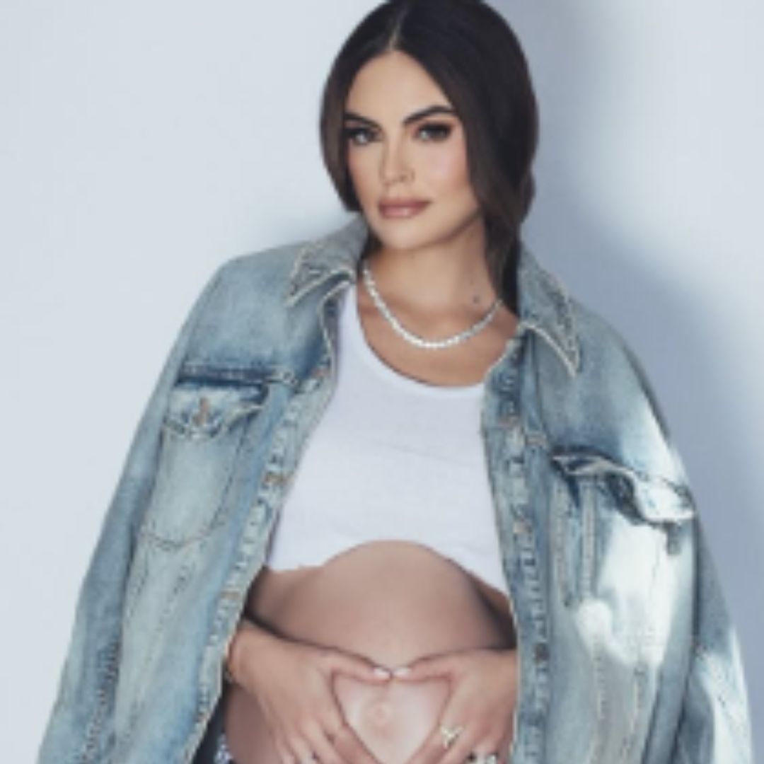 Ximena Navarrete, Ex Miss Universo, Da a Luz a su Tercer Hijo y Muestra Foto: “Es Puro Amor”