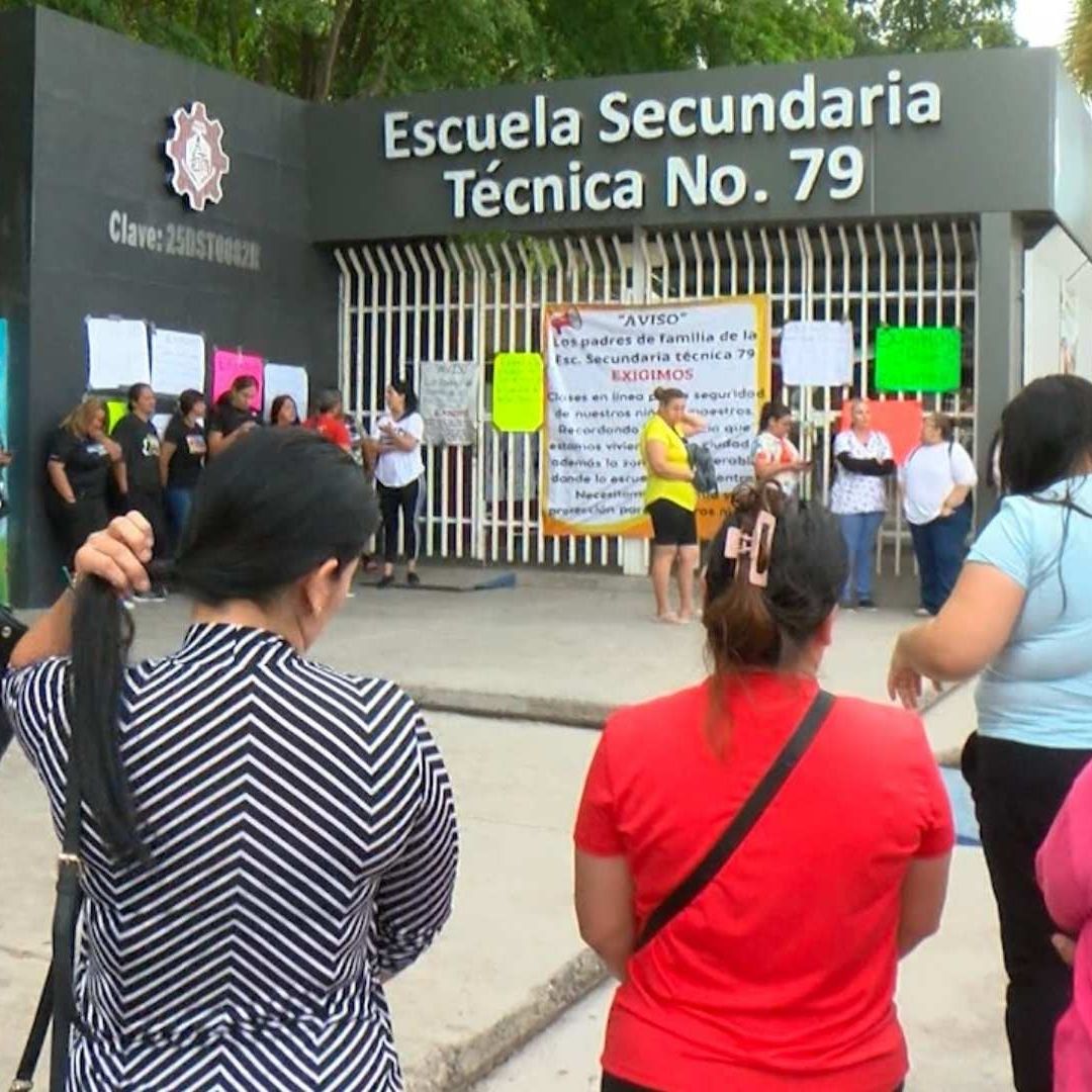 Padres Exigen Clases Virtuales Tras Balaceras Cercanas a Escuela de Culiacán, Sinaloa