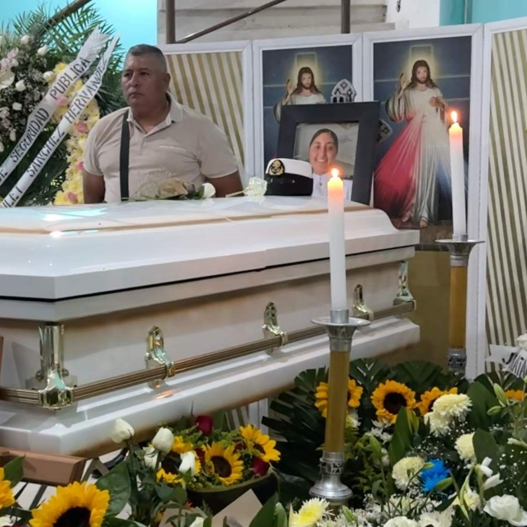 Llega a Xalapa, Veracruz Cuerpo Cadete América Yamilet Sánchez Fallecida en Buque Cuauhtémoc en Nueva York