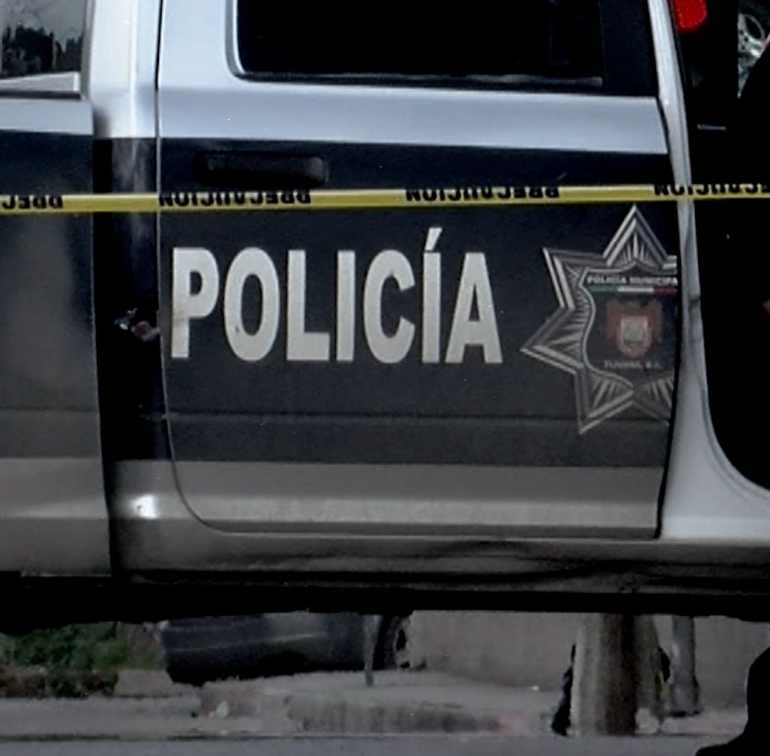 Joven Apuñala a su Abuelo en Tijuana y Huye en Camioneta Robada; Fue Detenido en Ensenada