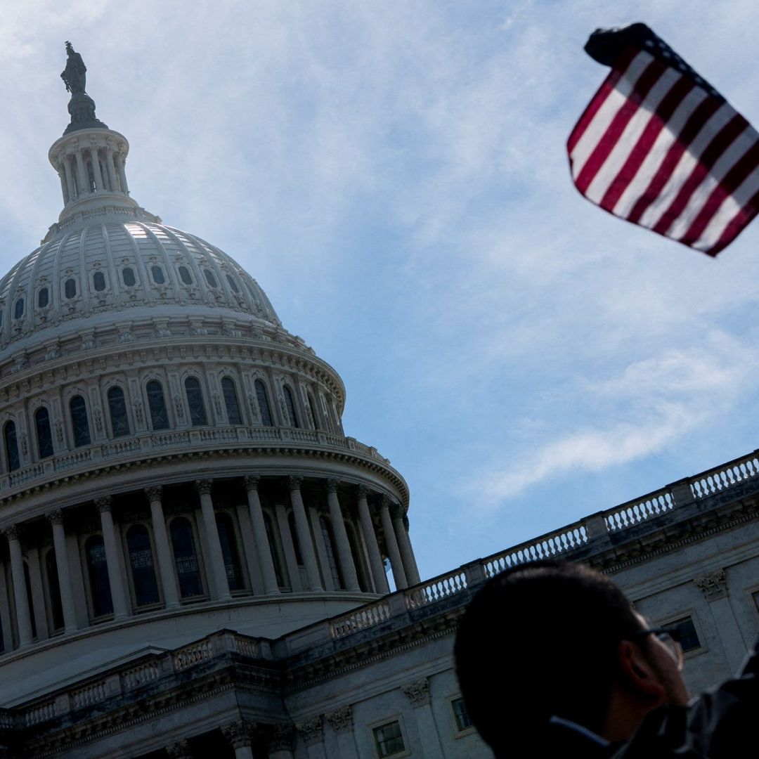 Republicanos No Duermen para Aprobar Plan Fiscal de Trump en la Cámara de Representantes