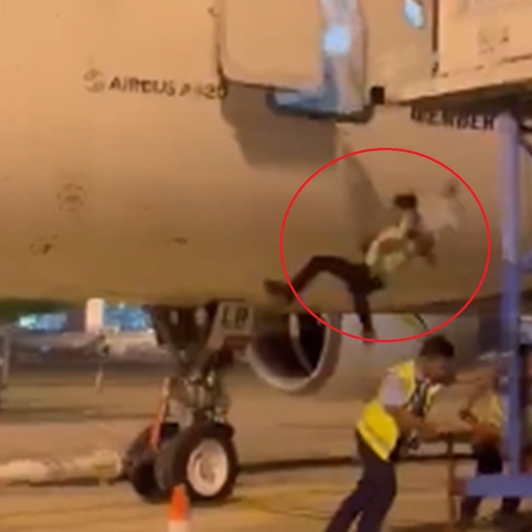 Trabajador cae de avión