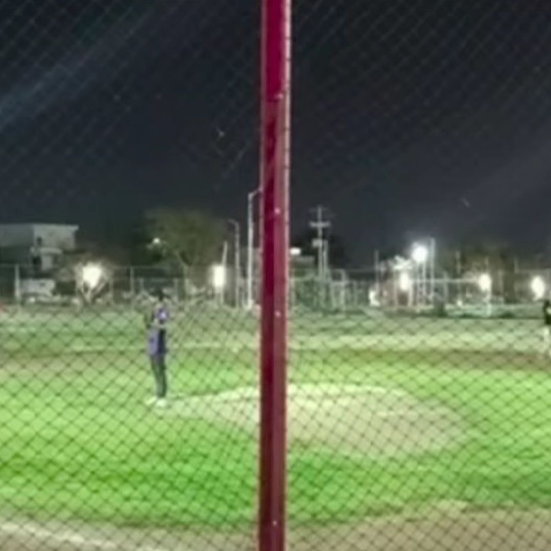 Video | Partido de Béisbol se Transmitía en Vivo cuando Irrumpe Balacera