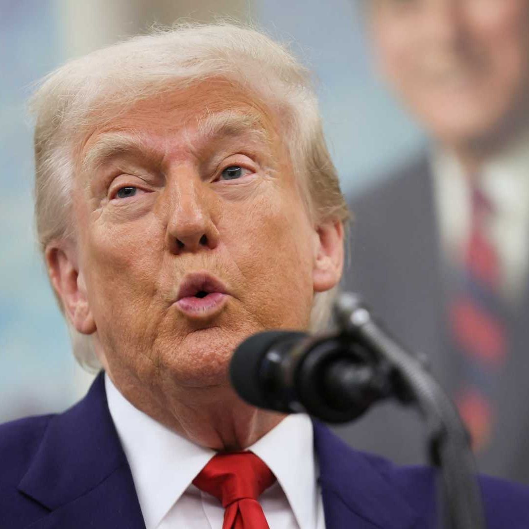 Donald Trump, presidente de EUA, sigue presionando a Harvard