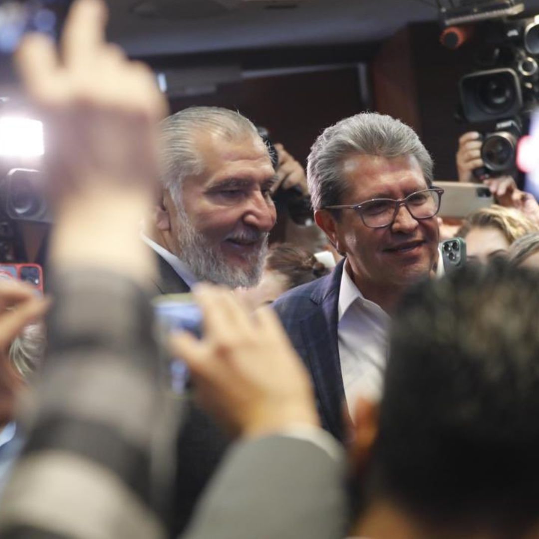 Ricardo Monreal y Adán Augusto López Se Abrazan Tras Diferencias de Diciembre