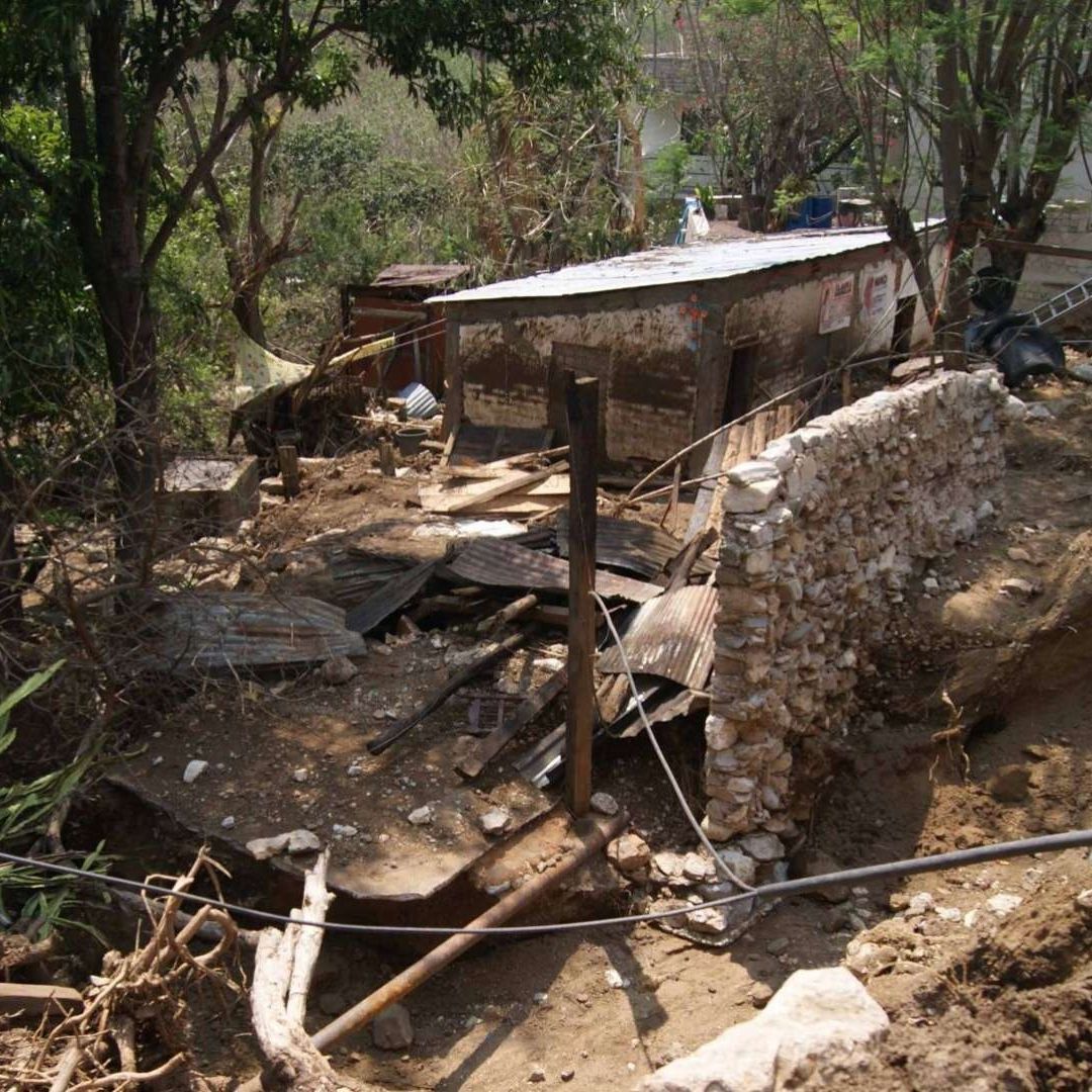 Continúa Recuento de Daños en Comunidad Afectada por Deslave en Oaxaca