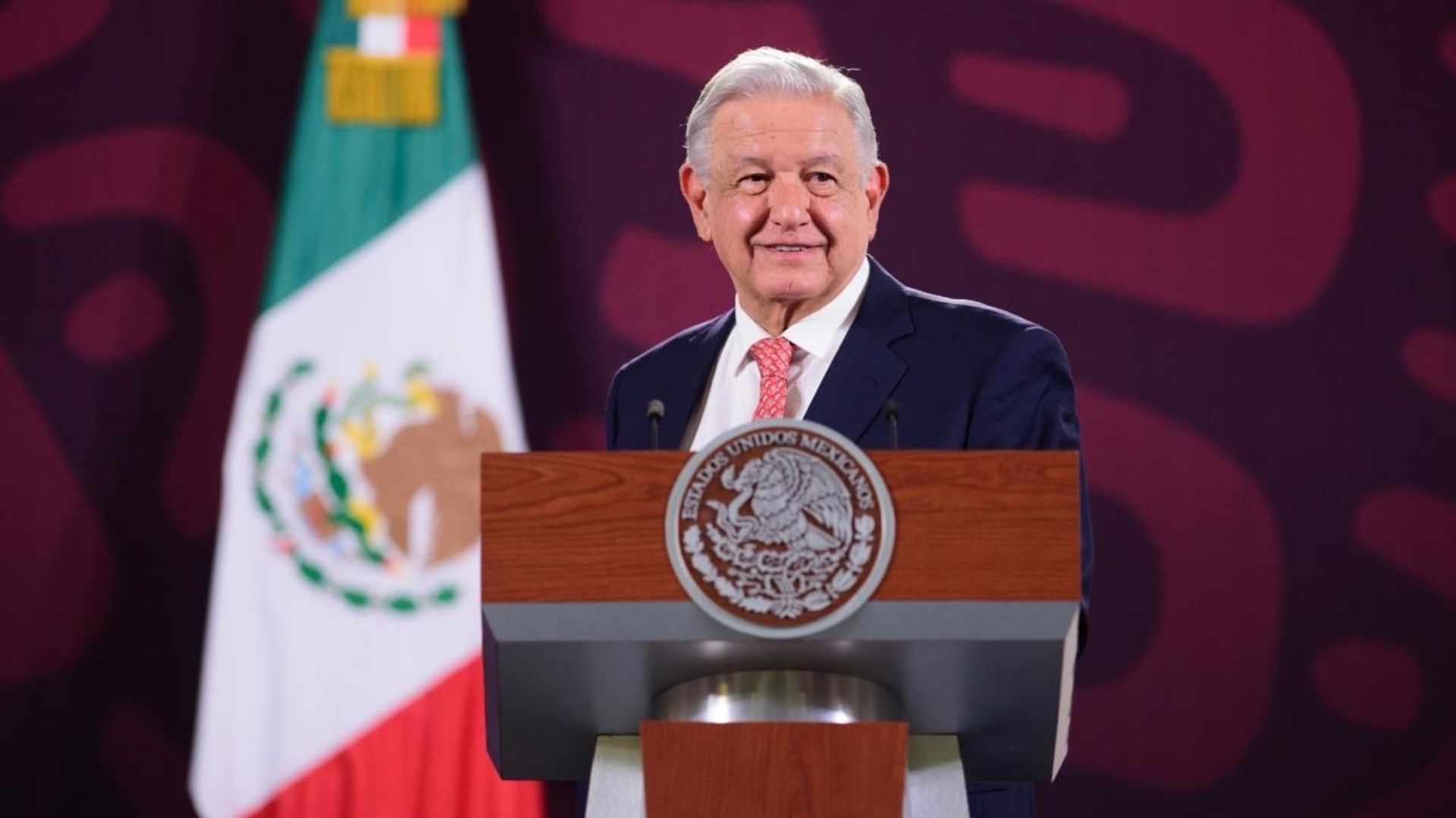 Sistema de Salud que Propone AMLO Busca Convenios para Atención Médica Universal