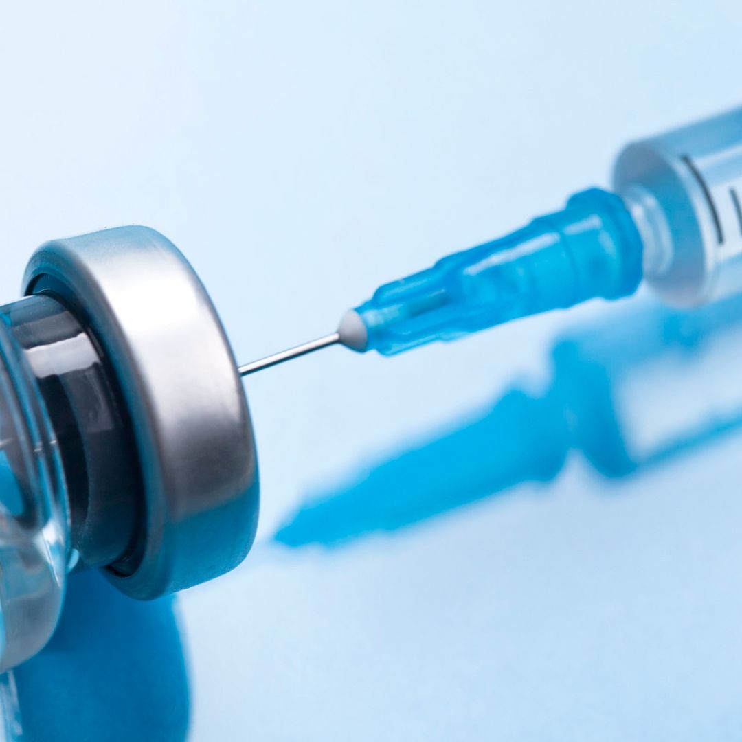 OMS autoriza vacuna contra dengue
