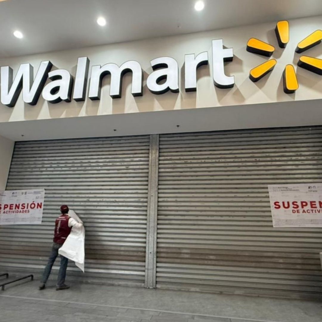 Alcaldía Álvaro Obregón Suspende Walmart en Portal San Ángel por tras Conato de Incendio