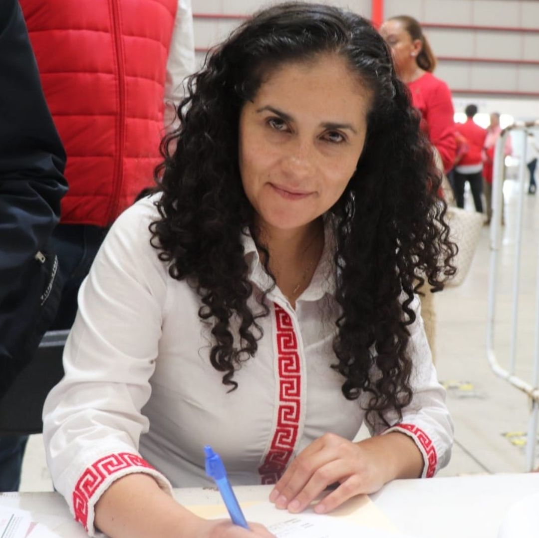 "No Me Voy a Rajar", Afirma Candidata del PRI en Otzolotepec Tras Sufrir Atentado