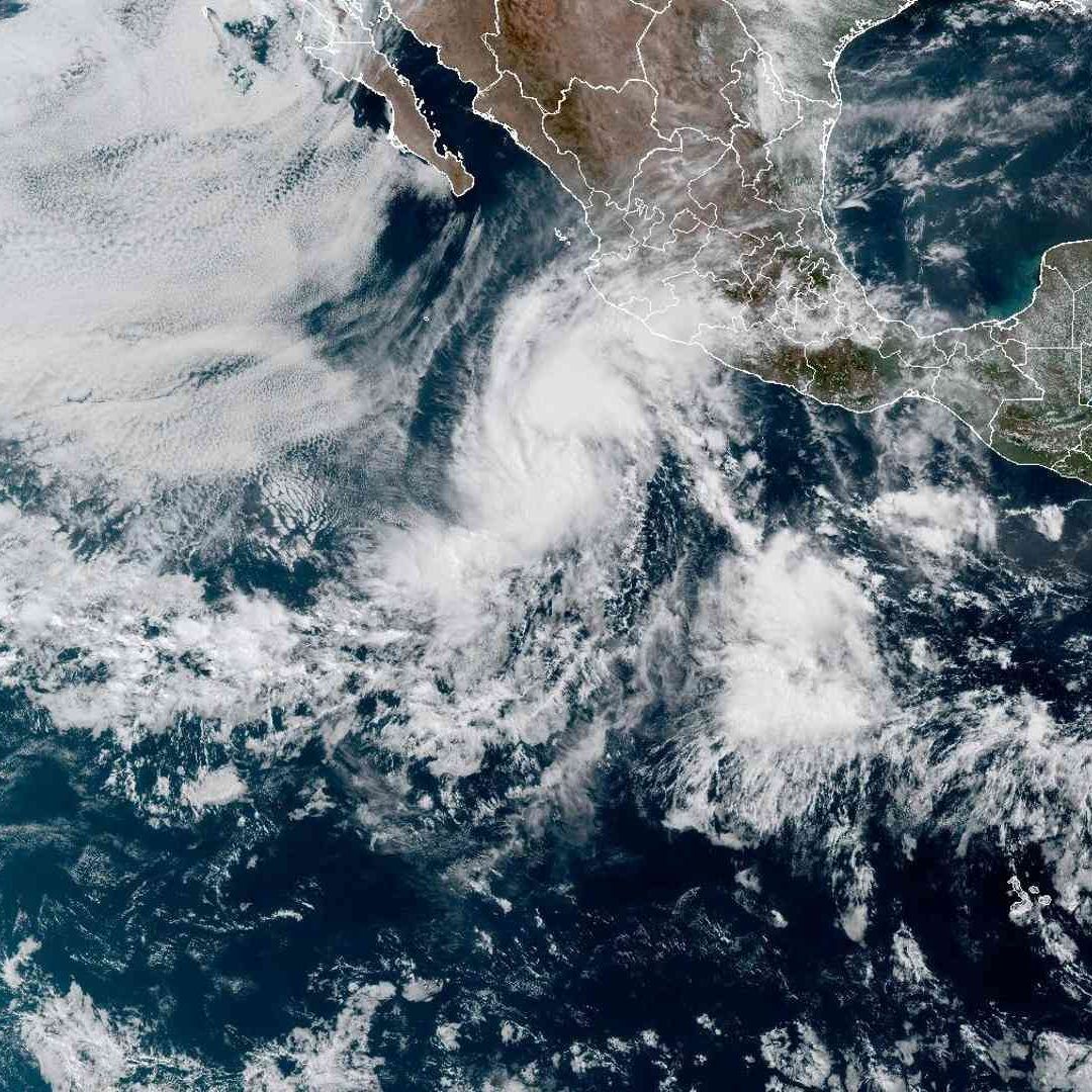 Tormenta Tropical Alvin