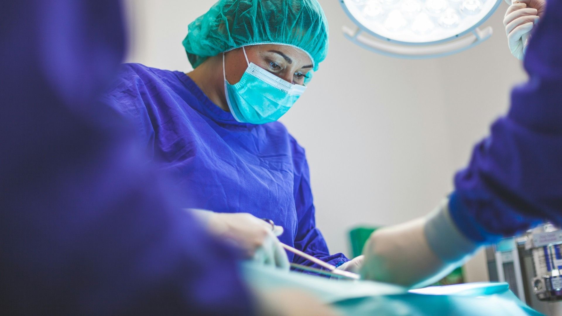 Mujer Muere Tras una Cirugía Estética Días Antes de Su Boda