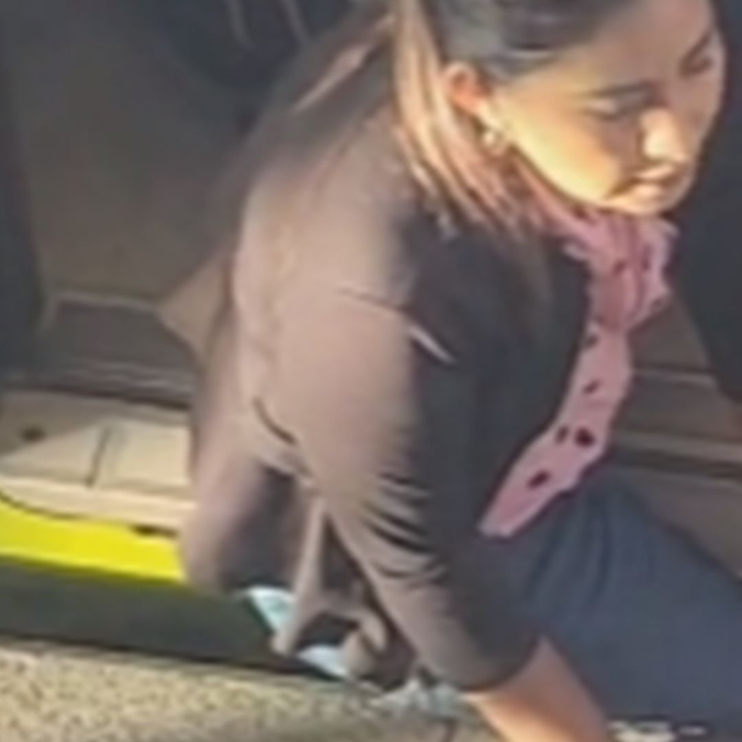 Mujera atrapada en Línea 12 del Metro