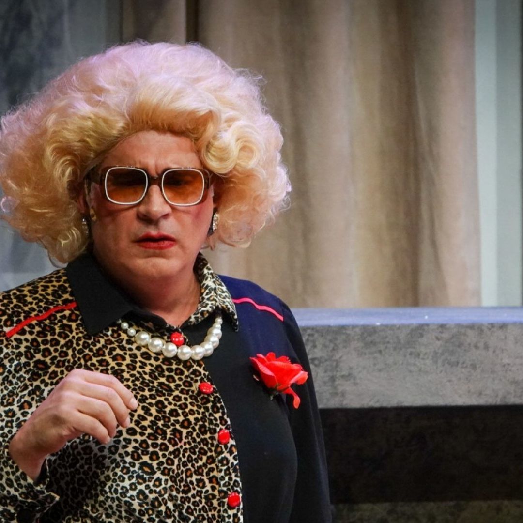 Arath de la Torre Deja 'La Señora Presidenta'; Mario Bezares Entra al Relevo