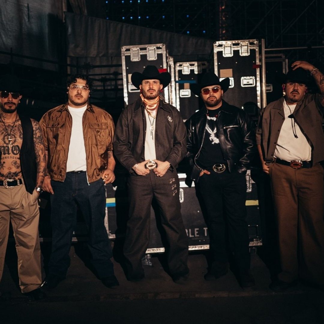 Grupo Frontera en el concierto de Shakira en CDMX