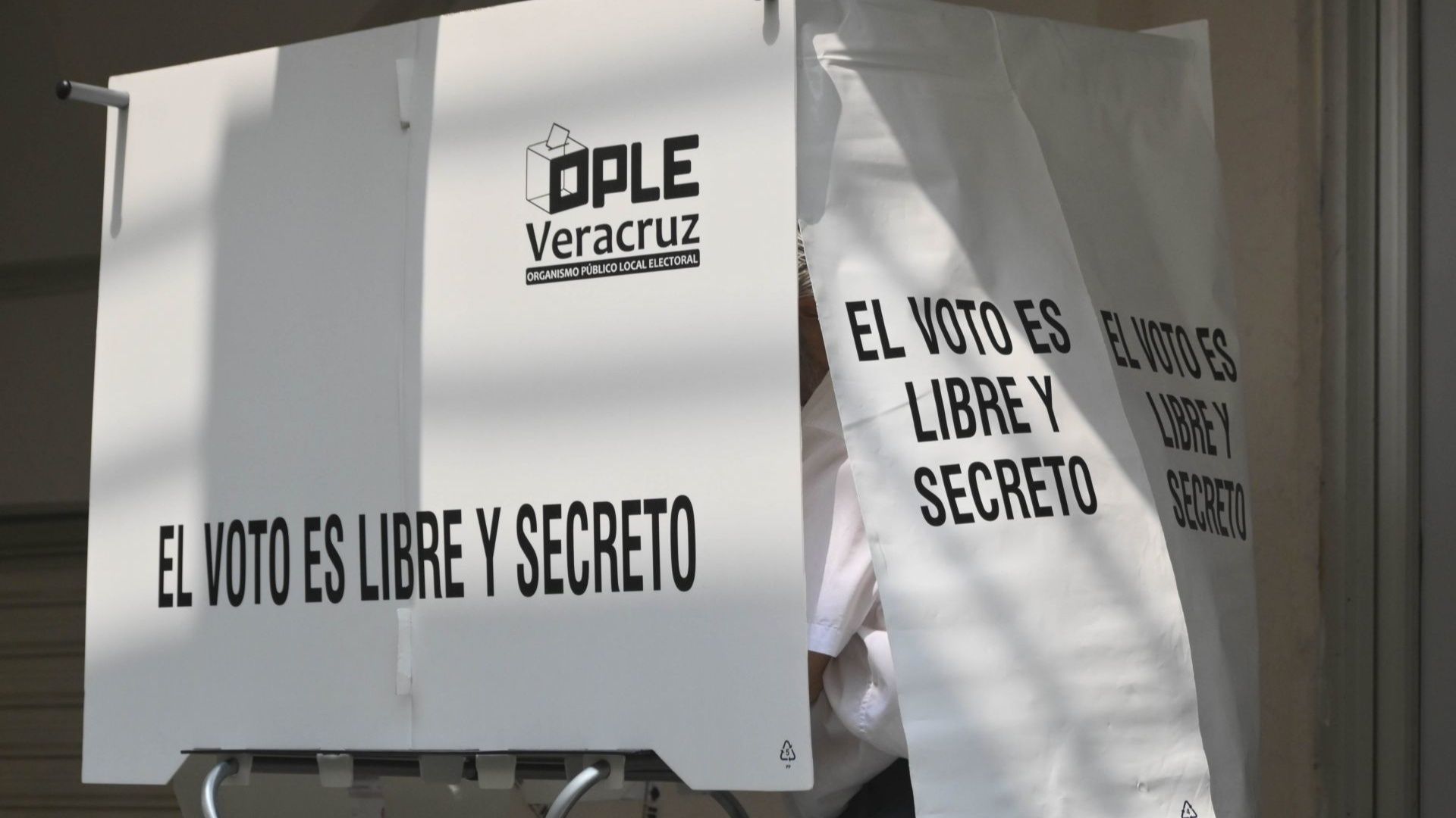 Mampara para elecciones 2025 en Veracruz