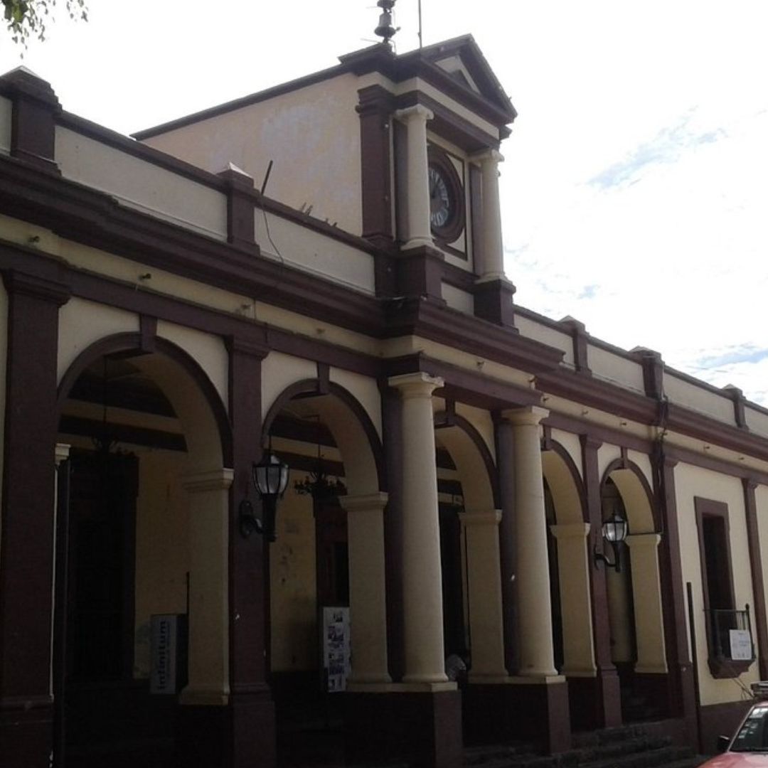 Compañero Abusa de Joven de Servicio Social del Ayuntamiento de Tepoztlán